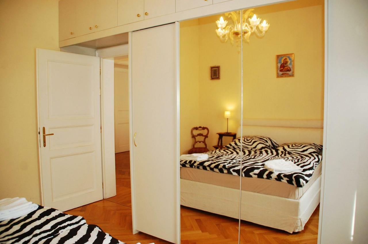 Melantrichova Apartment Prag Exterior foto